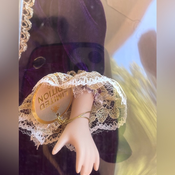 Collectible Genuine Fine Bisque Porcelain with Certificate of Authenticity - Picture 7 of 14